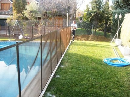 Instalación de vallas para piscinas