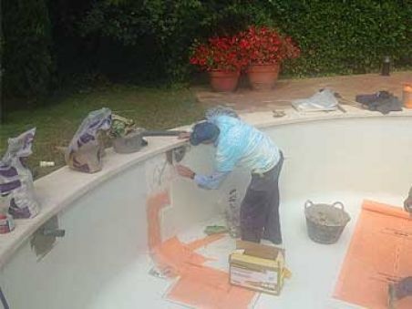 Reparaciones toma de limpiafondos de piscina